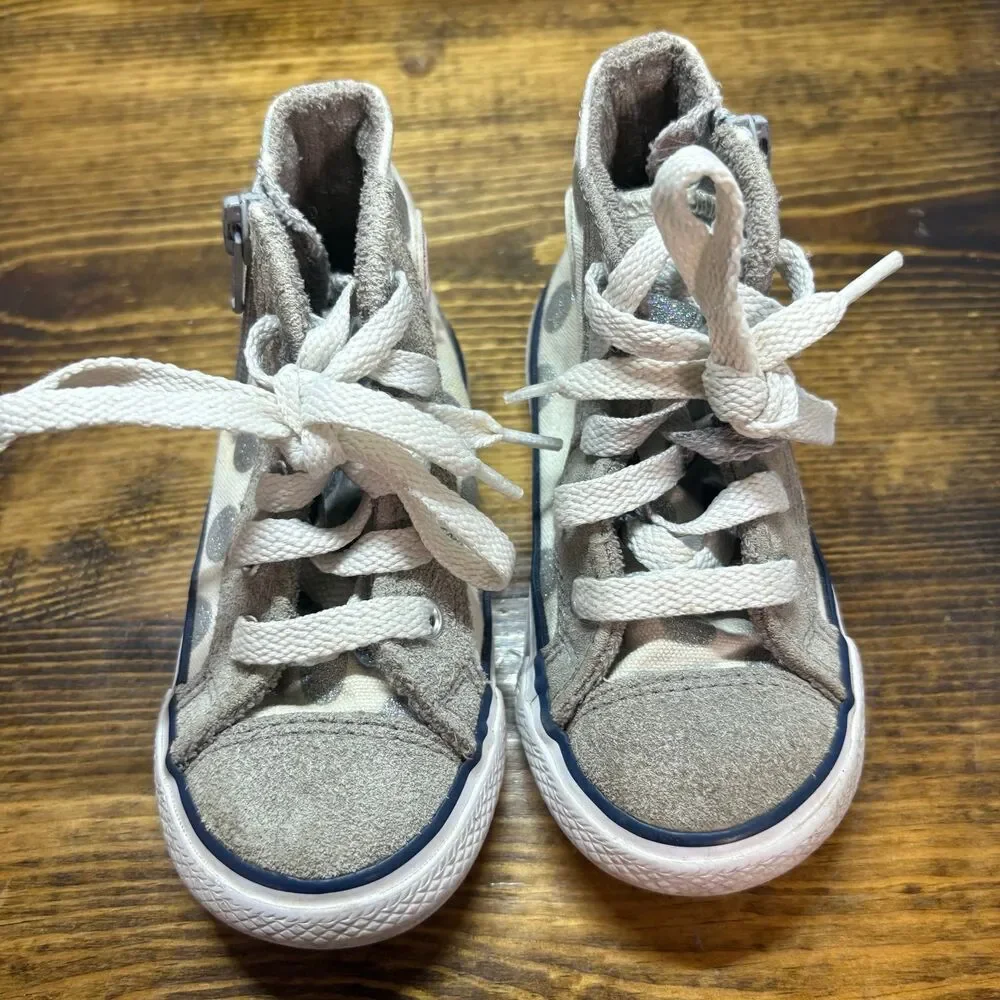 Converse Gray And White Polka Dot Sneakers Size‎ 7